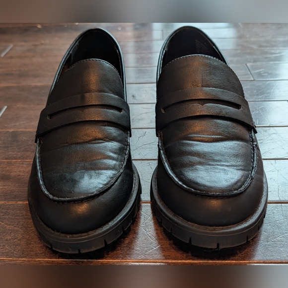 Style & Co Chunky Lug Sole Loafers – Black – Like New – Size 7 – Faux Leather - Picture 5 of 6
